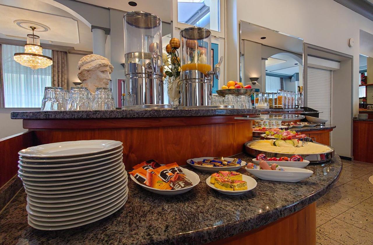 Apartment Hotel KRAL - BUSINESS HOTEL&SERVICED APARTMENTS Erlangen Buitenkant foto