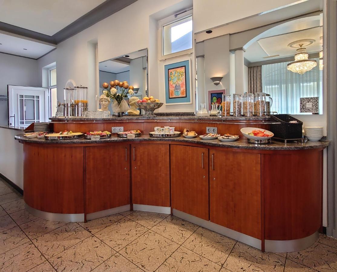 Apartment Hotel KRAL - BUSINESS HOTEL&SERVICED APARTMENTS Erlangen Buitenkant foto