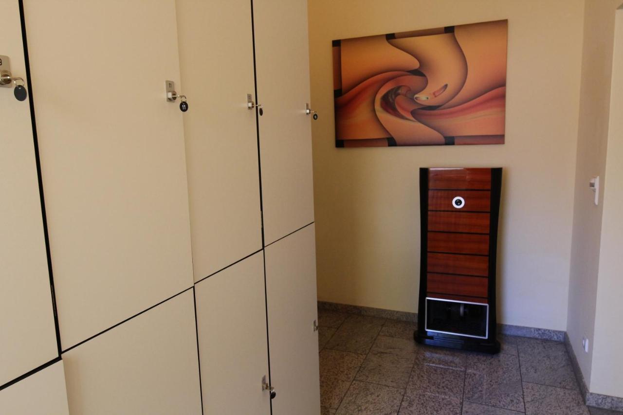 Apartment Hotel KRAL - BUSINESS HOTEL&SERVICED APARTMENTS Erlangen Buitenkant foto