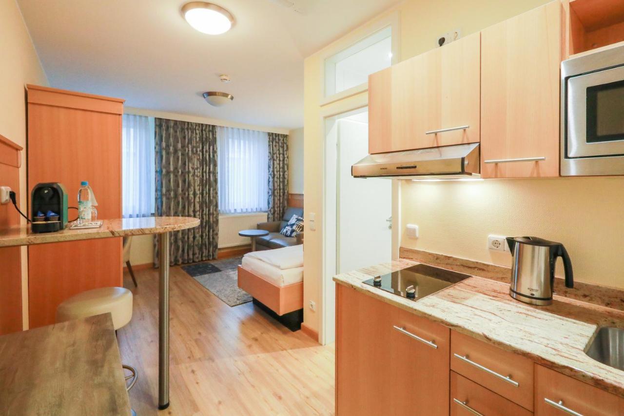 Apartment Hotel KRAL - BUSINESS HOTEL&SERVICED APARTMENTS Erlangen Buitenkant foto